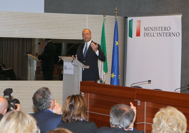 Nel 2015 diminuiti i reati in Italia