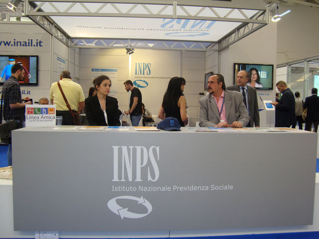 INPS: aumentano le assunzioni a tempo indeterminato